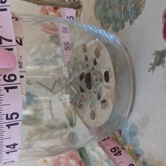 Vintage Etched Crystal Ice Bucket with Stainless Steel Lid and Tongs - Picture 14 of 15